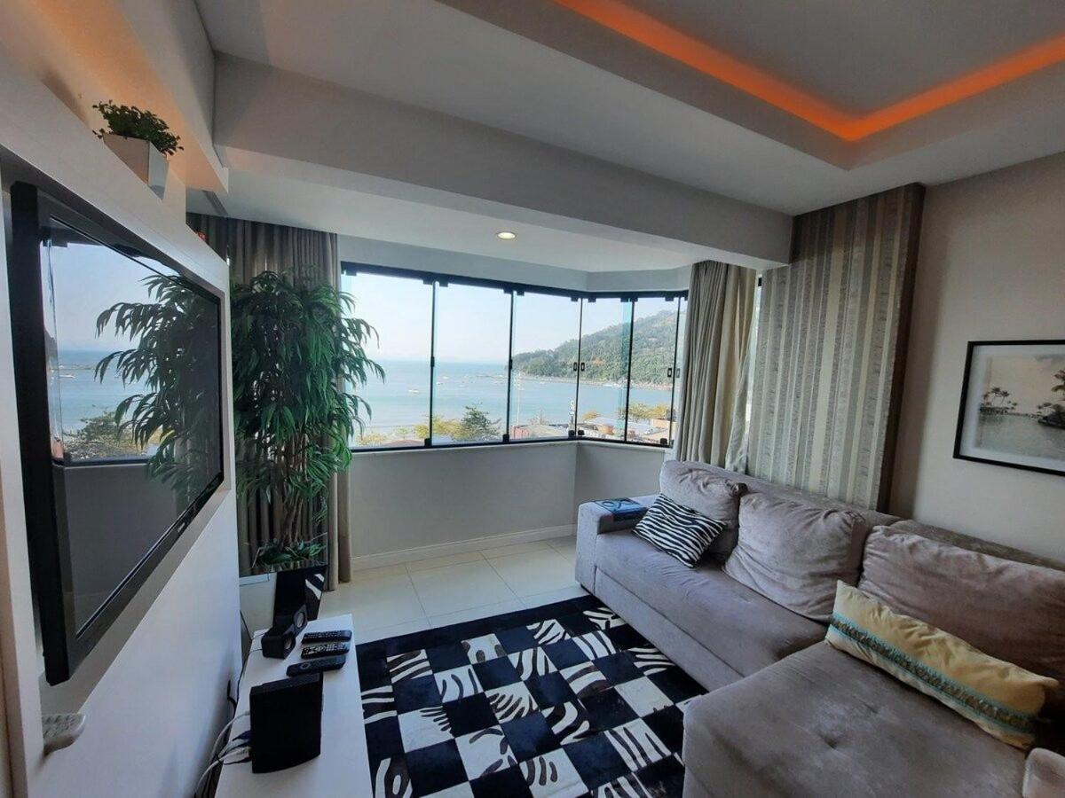 3 Suites Linda Vista Da Orla De Bc A 50M Da Praia - Somente Familiares Balneário Camboriú Zewnętrze zdjęcie