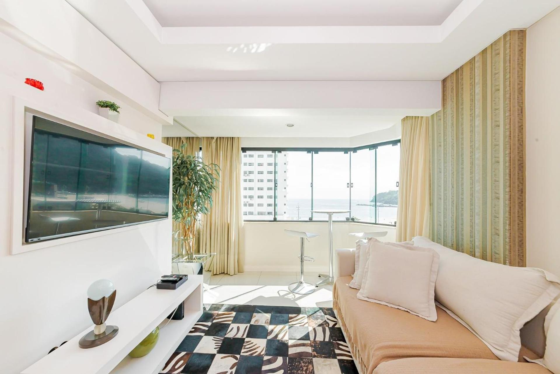 3 Suites Linda Vista Da Orla De Bc A 50M Da Praia - Somente Familiares Balneário Camboriú Zewnętrze zdjęcie