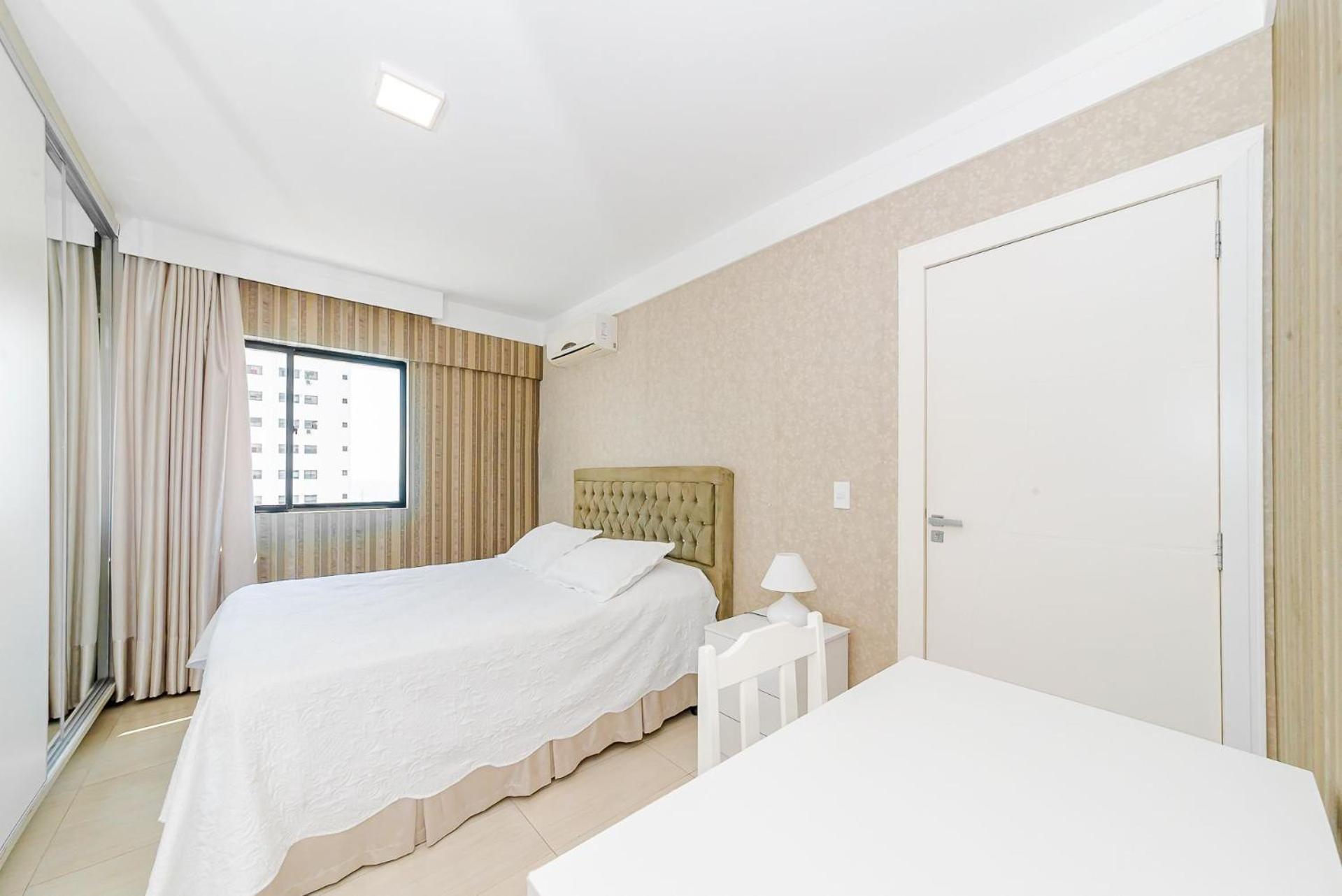 3 Suites Linda Vista Da Orla De Bc A 50M Da Praia - Somente Familiares Balneário Camboriú Zewnętrze zdjęcie